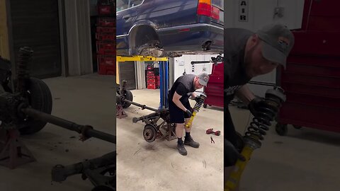 BMW E34 M5 Rear End Disassembly #bmw #bmwe34 #bmwm5 #diy #restoration #automotive #cars #mechanic