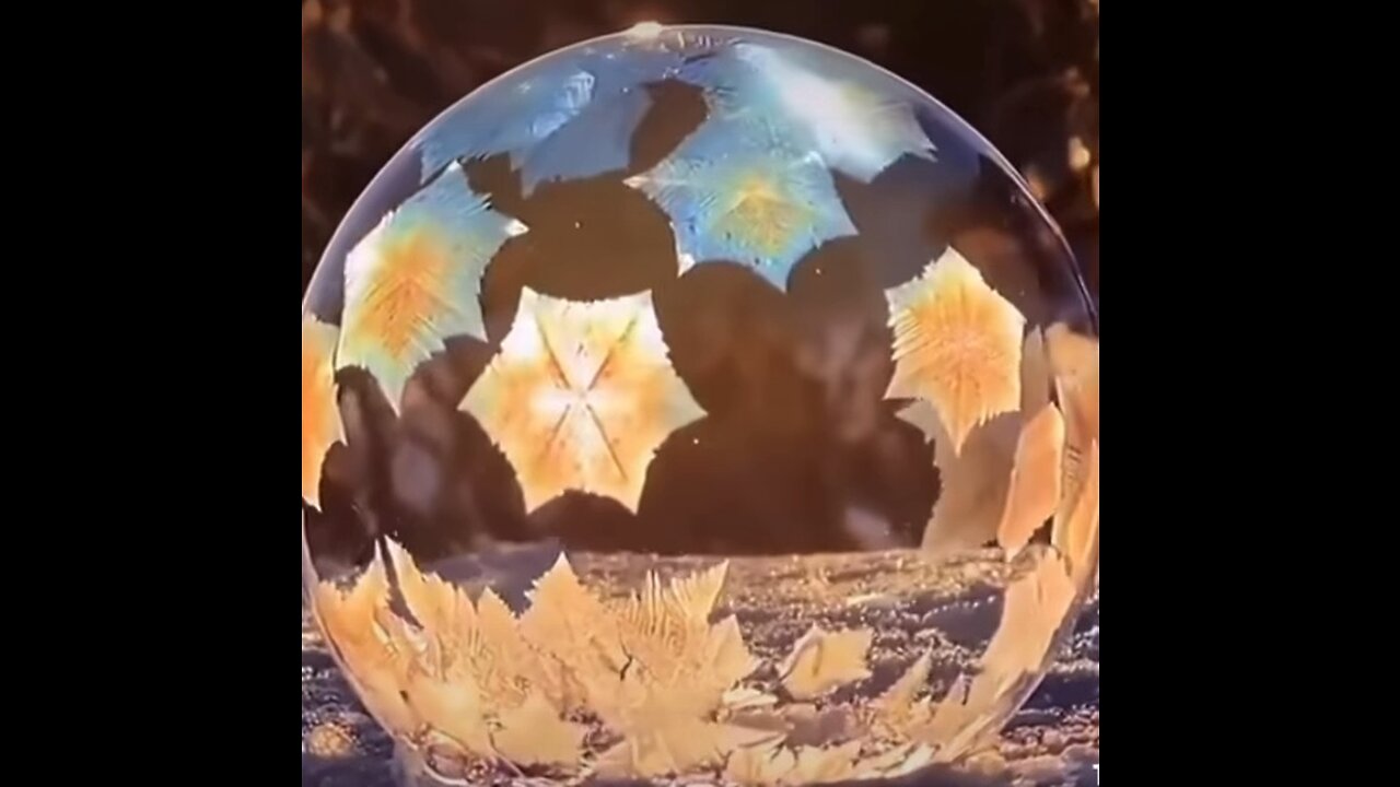 A freezing bubble