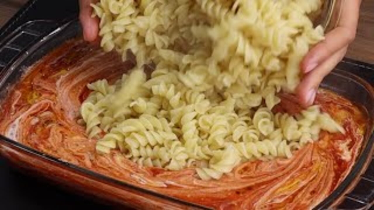 Prepare your pasta like this next time! Easy and incredibly delicious!