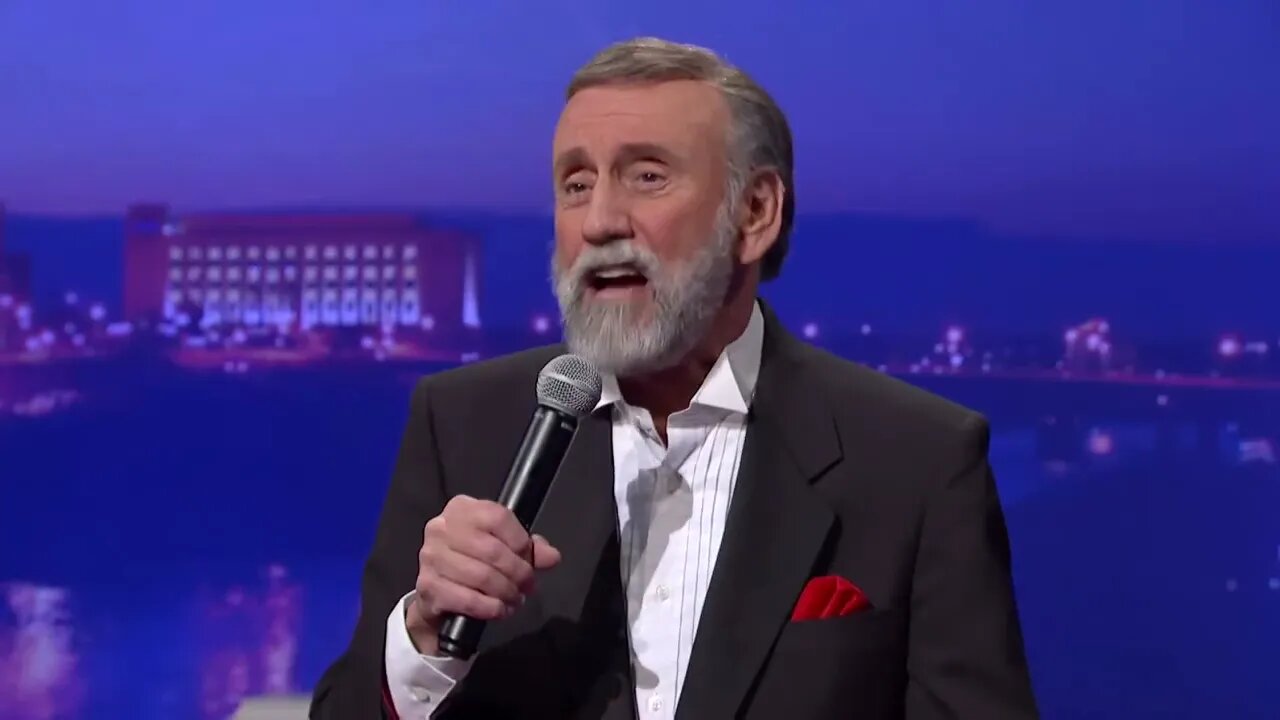 Ray Stevens - "In A Shanty In Old Shanty Town" (Live on CabaRay Nashville)