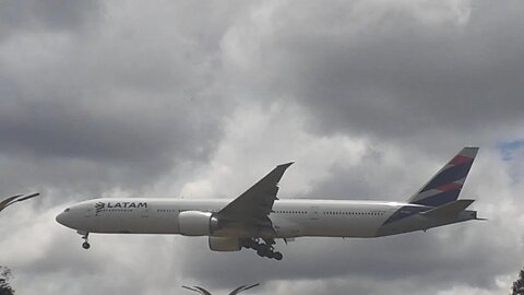 Boeing 777-300ER PT-MUG vindo de Guarulhos para Manaus e um bônus