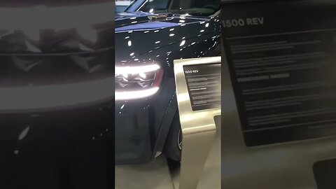 2025 dodge ram has the craziest headlights & rims check it out