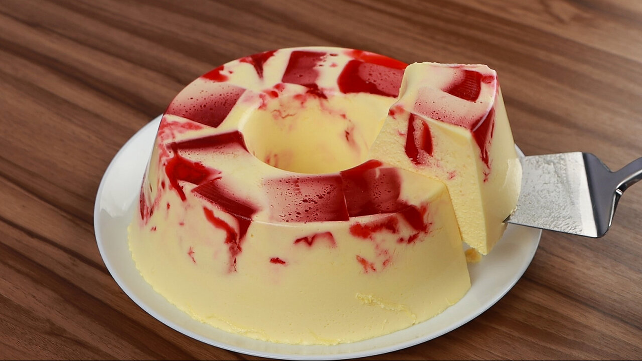Creamy dessert made with just 2 ingredients! super easy