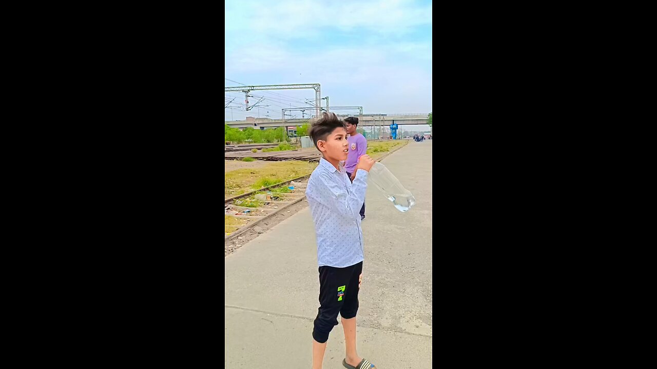 अखरोट फोड़ दिये भाई ke🤣🤣||