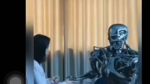 Robot Slap The Crap💩 Out Of Her 😱