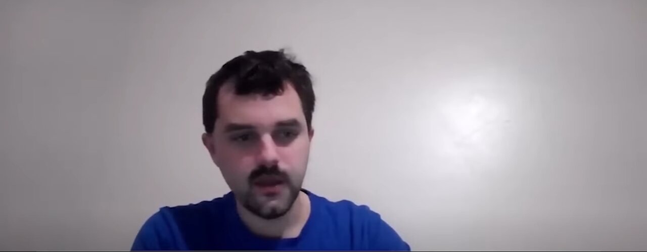 THIS GUY IS A CRIMCAL DON'T REAPSECT HIM