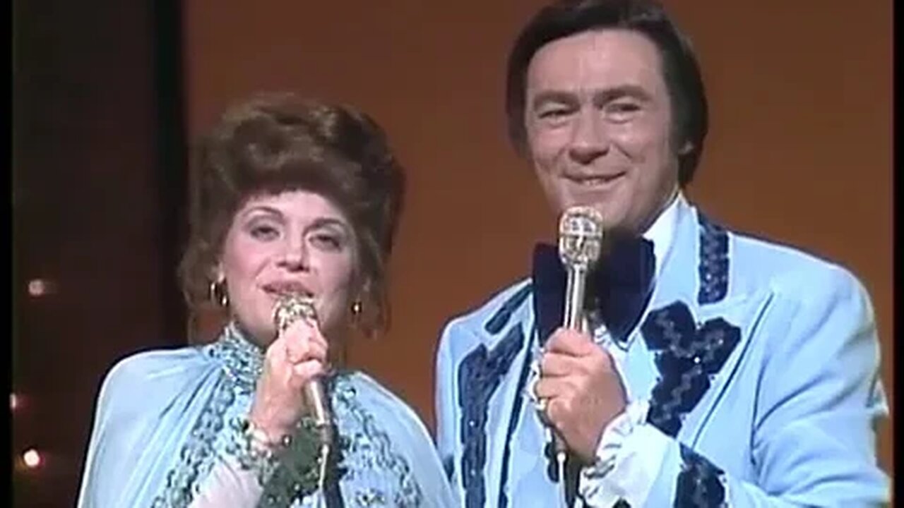 Jim Ed Brown, Helen Cornelius - I Don't Want To Have To Marry You - 1976