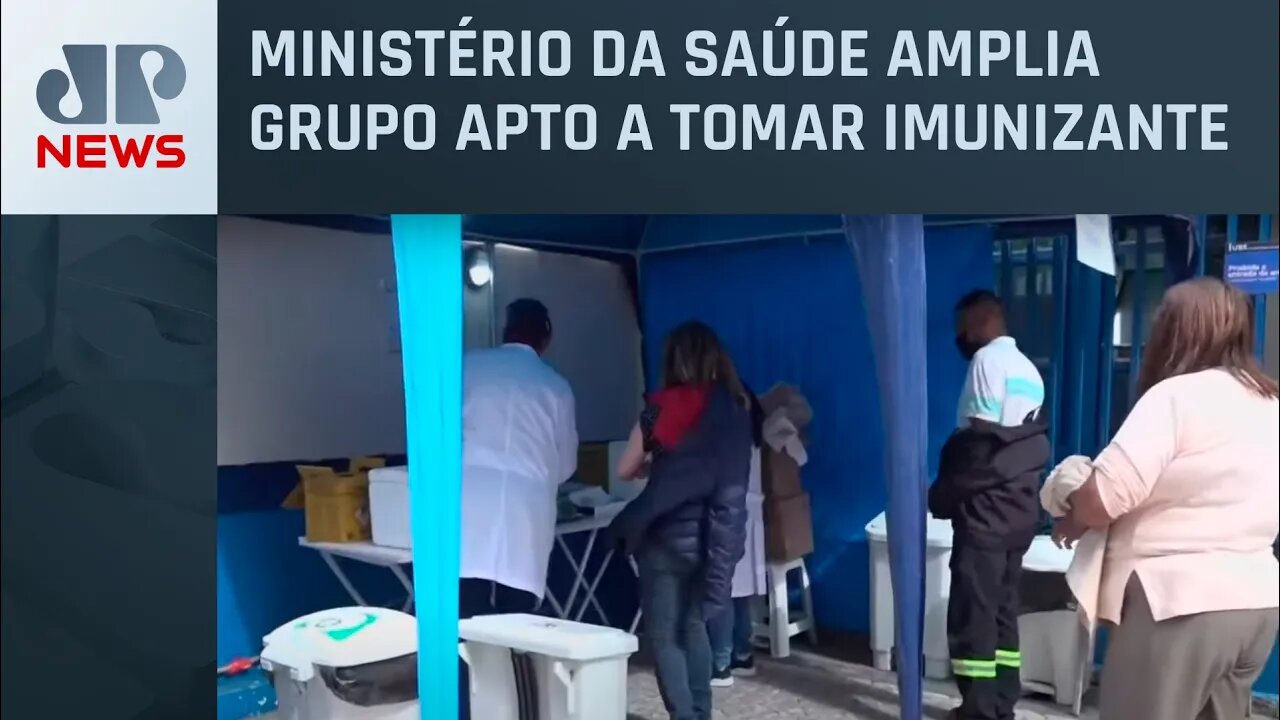 Cidade de SP aplica vacina bivalente contra Covid-19 em maiores de 18 anos neste sábado (06)