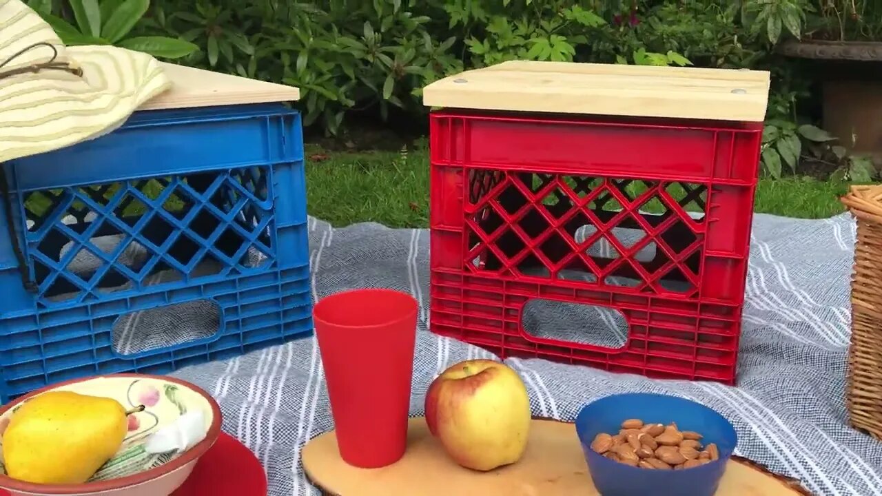 Lay a tray on 6 pool noodles for this genius outdoor hack!