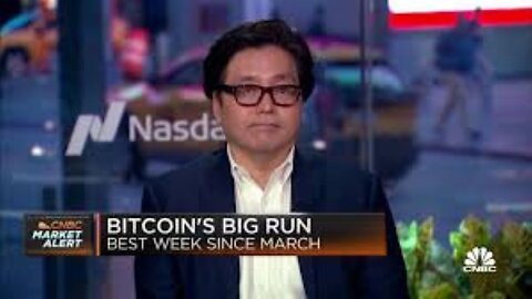 Tom Lee Predicts Market Rebound: Current Sell-Off Just a Growth Scare