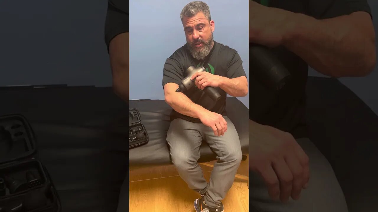 Self massage of the forearm flexors and extensors