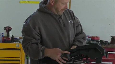 Dimondale auto shop feeling the impact of UAW strike