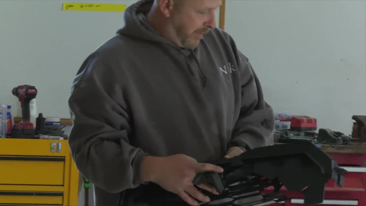 Dimondale auto shop feeling the impact of UAW strike