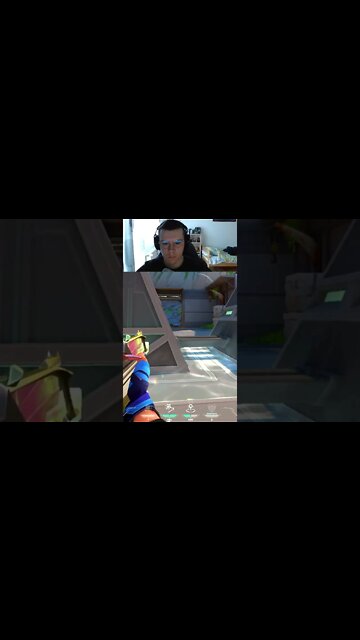 woah, a headshot (Valorant) #shorts