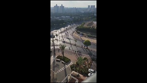 HAMAS FIGHTER ROAMING THE STREETS