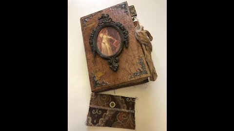 Renaissance Journal Flip Through (from Lovely Lavender Wishes)