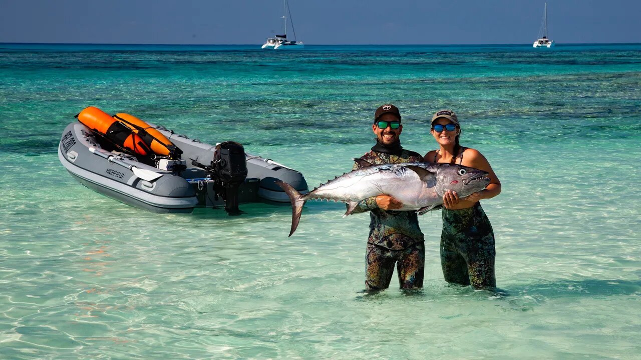 How to STONE a DOGTOOTH TUNA with a REEL GUN (Sailing Popao) Ep.30