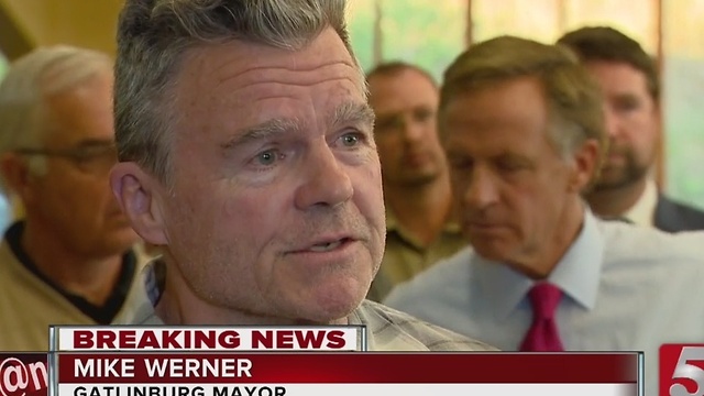 3 Killed In Wildfire; Parts Of Gatlinburg âDestroyed'