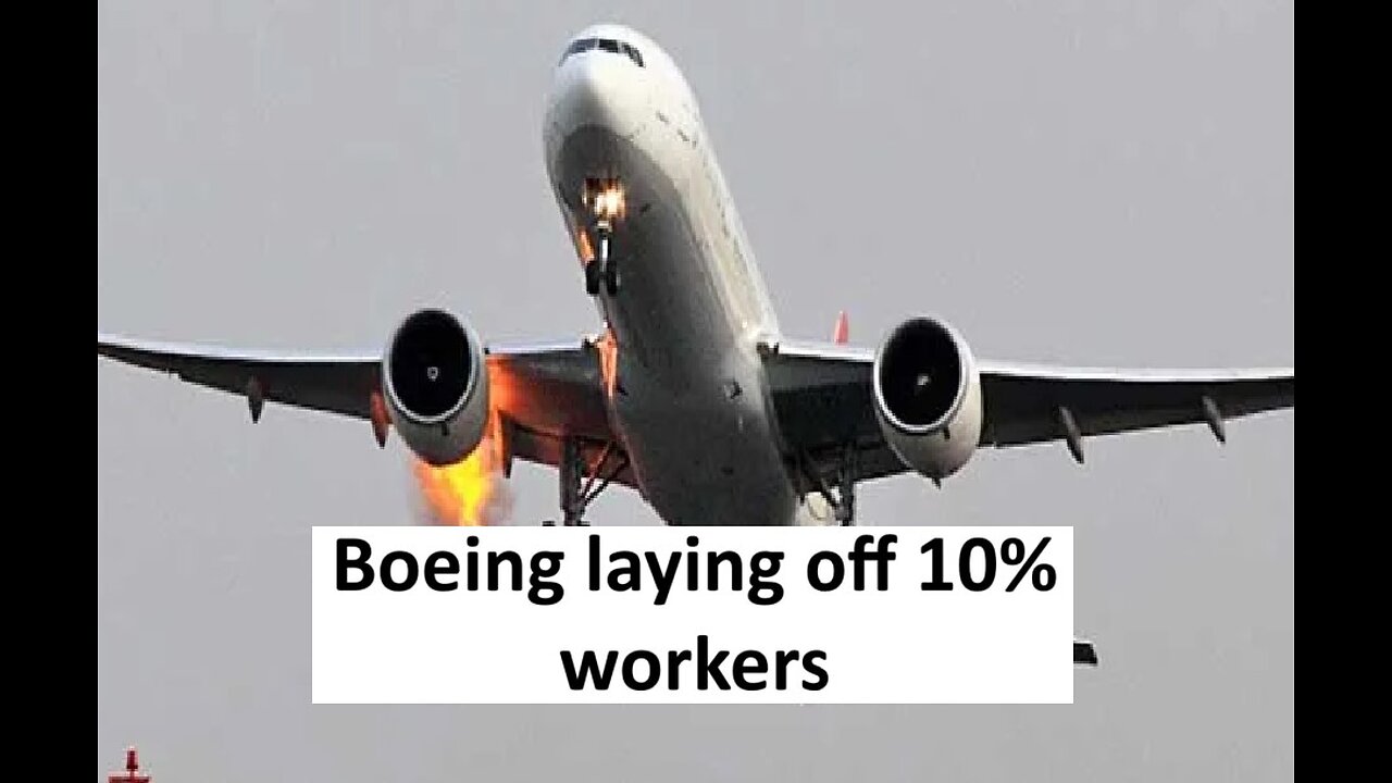 Boeing lays off 10% of staff