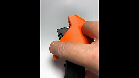 Rock Island Armory TM22 Speedloader - 25 round .22LR mag loading - 1st method