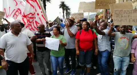 SOUTH AFRICA - Cape Town - SAPS March to Parliament (Video) (LuG)