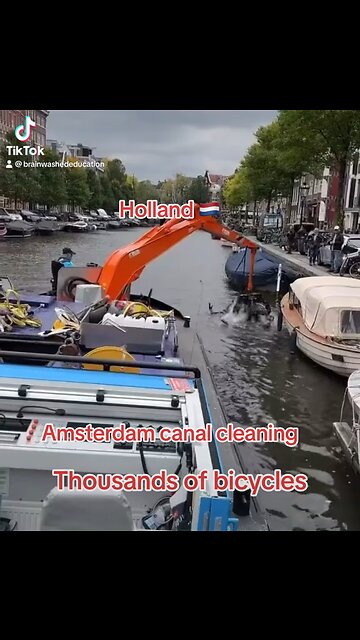 Amsterdam canal cleaning