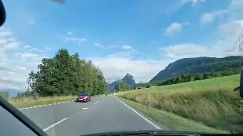 Highlight 50:18 – 55:18 von LIVE Driving and Discovering Austria: An Unforgettable European Adventu