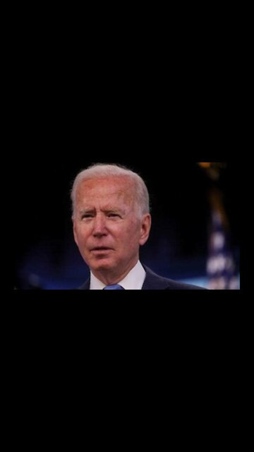 Weird .look at his neck