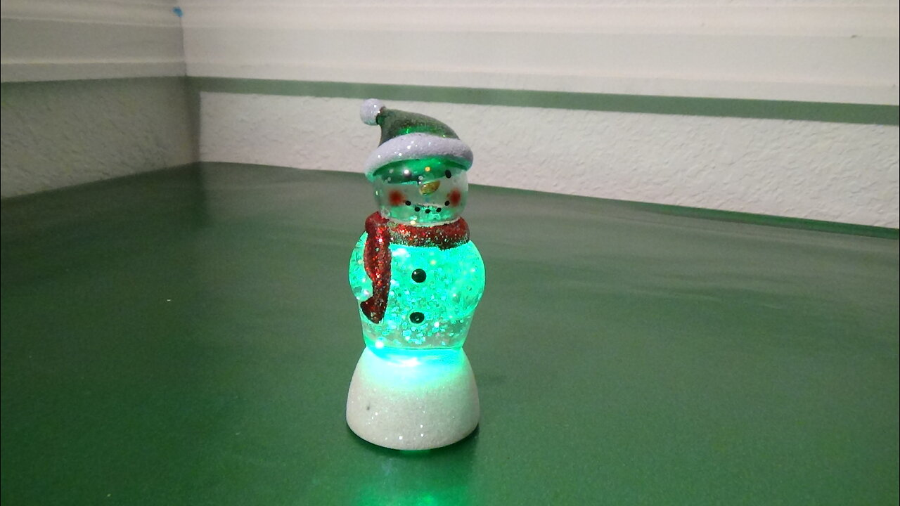 Light-Up Snowman Christmas 'snowglobe'