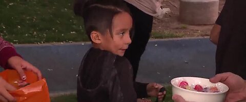 Parents take to trunk-or-treating event with safety in mind