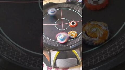 isso que eu chamo de MALUQUICE #batalhadebeyblade #beybladeburst #beyblade