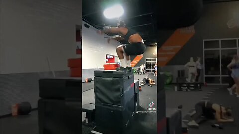 I love a lil vegan bih 👑