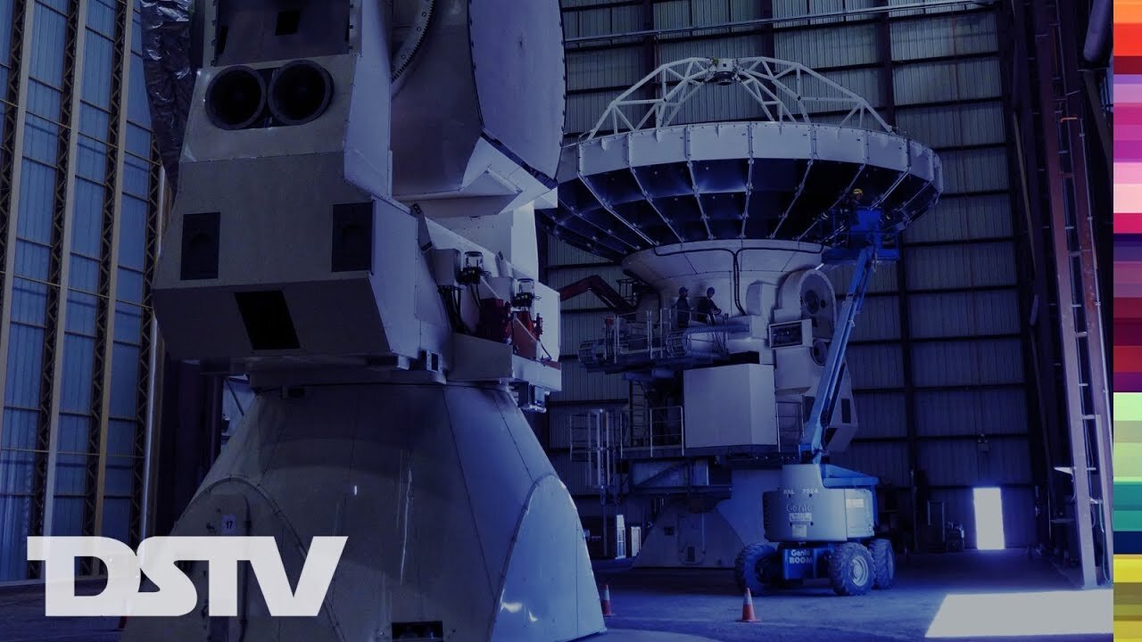 Inside The Vertex Assembly Building At ALMA (2009)