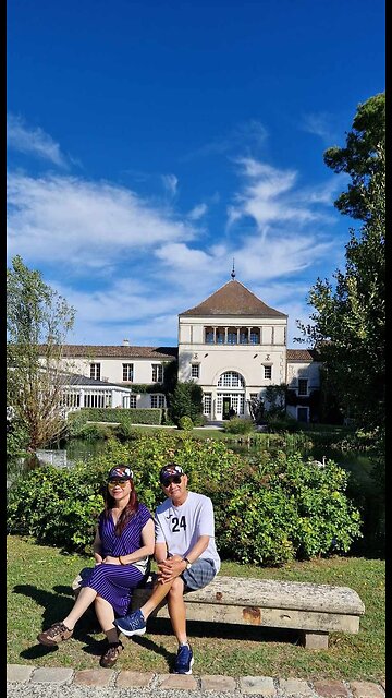 TRỞ VỀ KỶ NIỆM XƯA