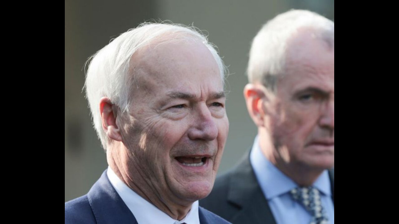 GOP Gov Hutchinson Says 2024 Presidential Bid 'on the Table'