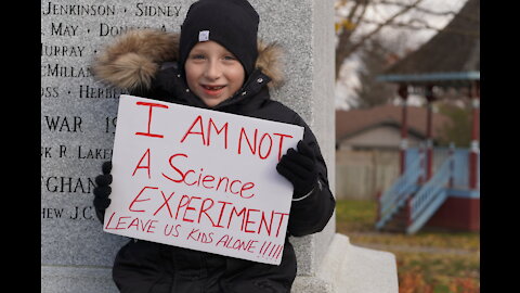 Jody Ledgerwood tells politicians "keep your hands off our children" Orangeville 11/13/21