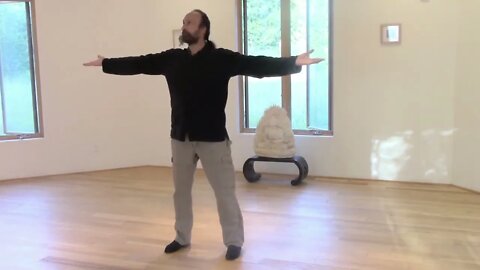 QIGONG CLASS EXCERPT - GATHERING QI