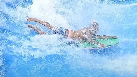 Flowrider - Andrew at Soak City, Kings Island (2022)