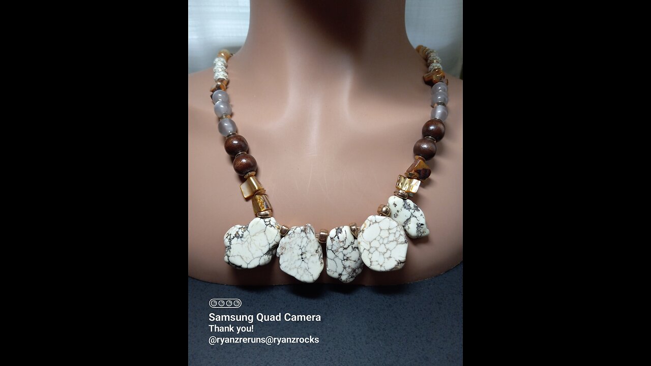 White Stone Crackled Nugget Necklace!