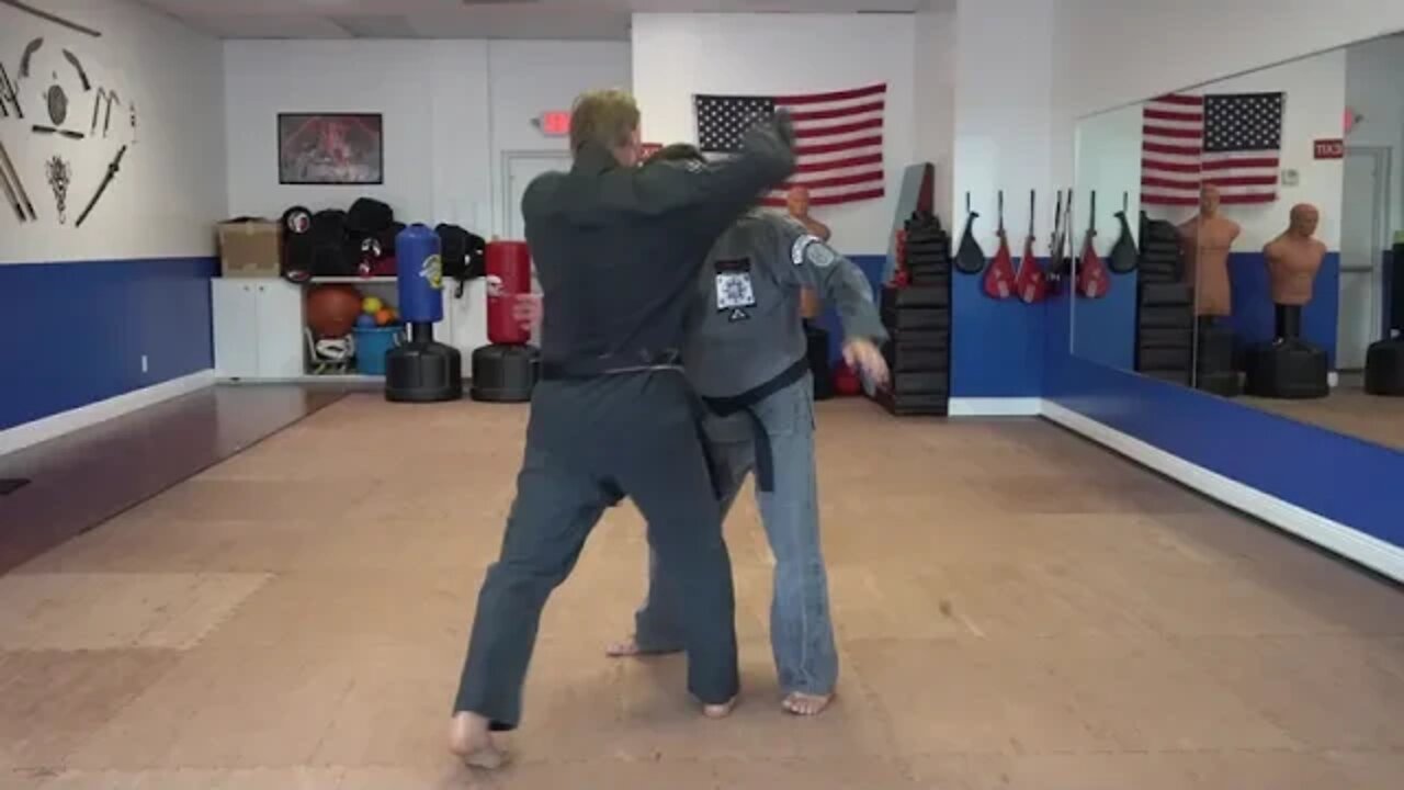 An example of the American Kenpo technique Blinding Sacrifice