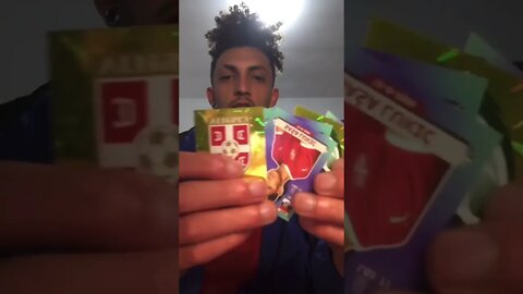 Abrindo pacotinho em busca da rara do Neymar #shorts