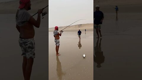 اسهل طريقة لصيد السمك في احسن مكان في المغرب 😍🇲🇦 #maroc #fishing