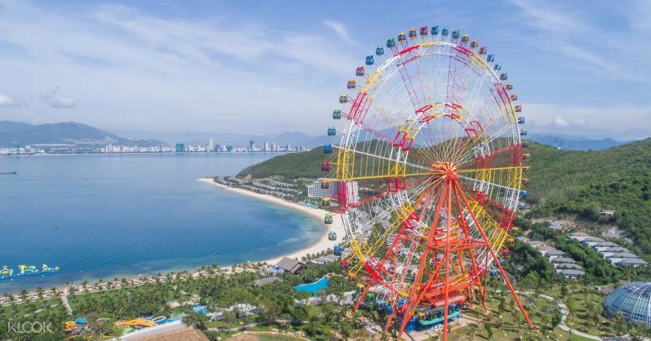 Vinpearl Sky Wheel in Nha Trang Viet Nam