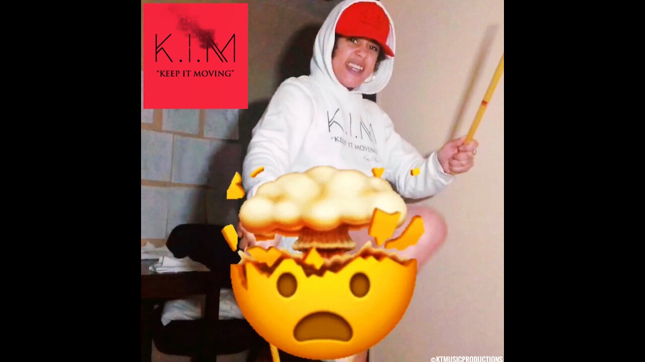 💯BEAUTIFUL WOMAN KARATE CHOPS DRUMSTICK! K.I.M “KEEP IT MOVING” CEO