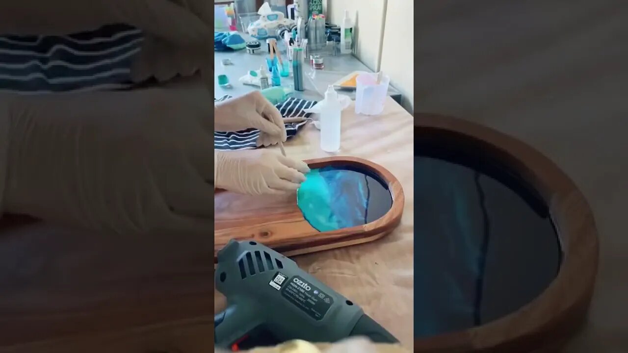 Using resin to create the sea
