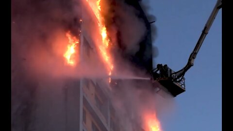 INCREDIBLE FIRE IN A TOWER IN MADRID