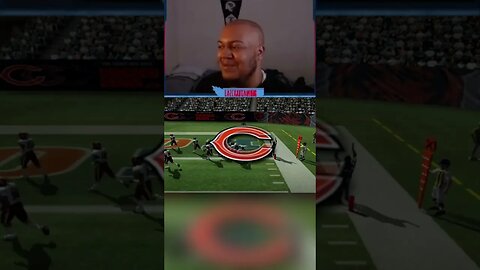 Matt Leinart Goes SUPERMAN for the TD #BearsFranchise #Madden05