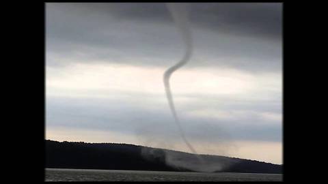 Tornado na modracu