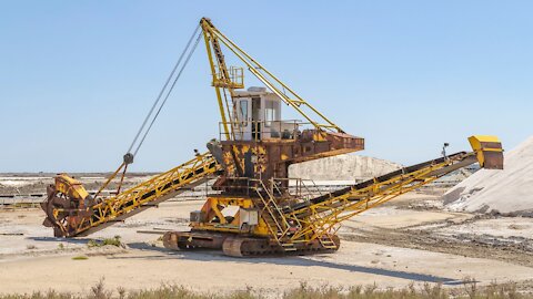 Bucket Wheel Excavator - Mining Mega Machines