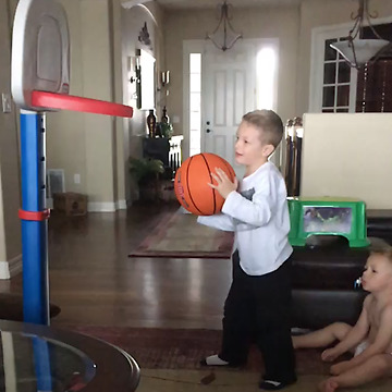 Kid’s Epic Slam Dunk